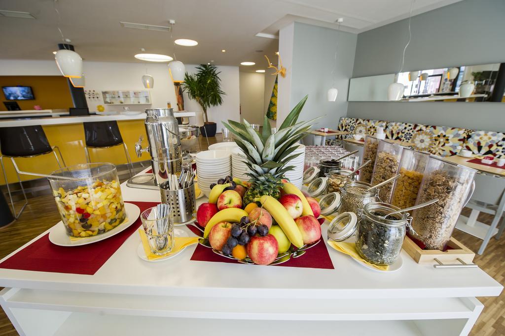 Stay.Inn Comfort Art Hotel 쇼와즈 외부 사진
